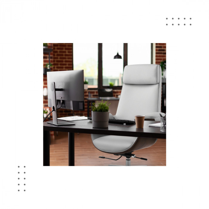 Scaun pentru casă și birou Mark Adler Boss 8.2 White