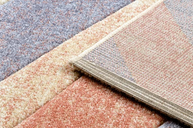 Covor Feel 5673/17931 Spic bej/teracotă/violet