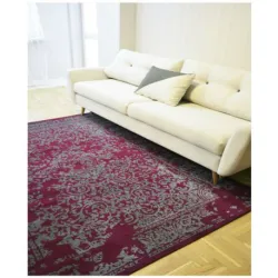 Covor vintage bordo și gri, ideal pentru living