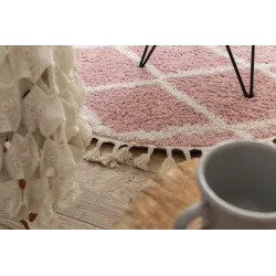 Covor în stil boho, ideal pentru decorarea camerelor pentru copii
