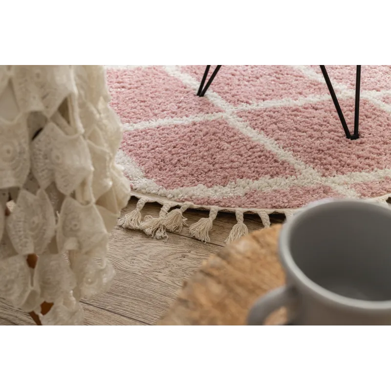 Covor în stil boho, ideal pentru decorarea camerelor pentru copii