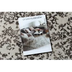 Covor vintage elegant bej, perfect pentru decoruri clasice