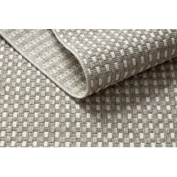 Covor din sisal bej în stil boho, ideal pentru grădini sau terase