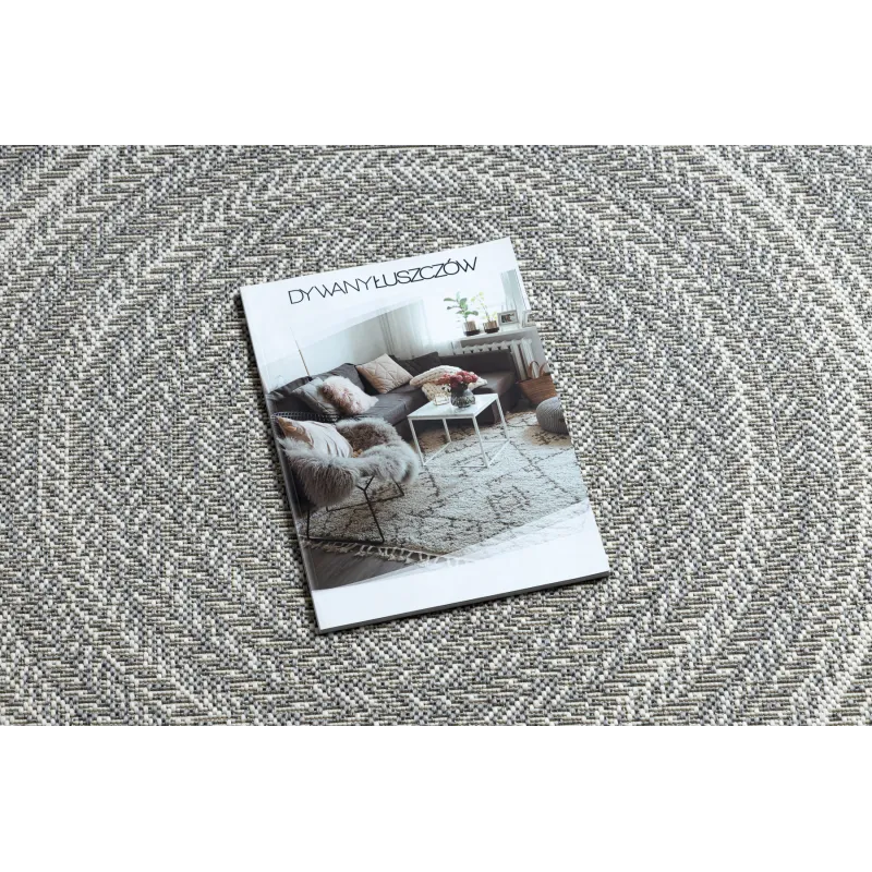 Covor rotund din sisal gri, stil boho, perfect pentru interioare moderne