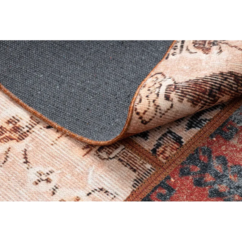 Covor ANTIKA ideal pentru living, elegant și practic