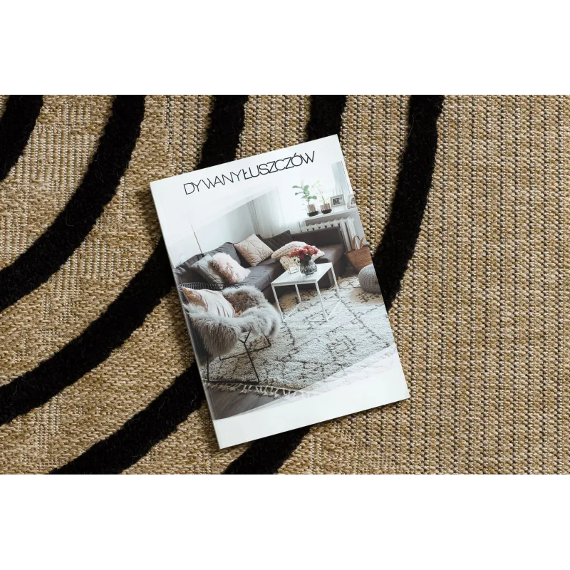 Covor SPARK 0688 bej și negru, design geometric, perfect pentru decor modern