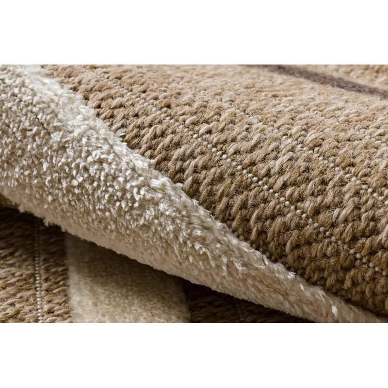 Covor cu aspect natural, ideal pentru dormitoare sau camere de copii