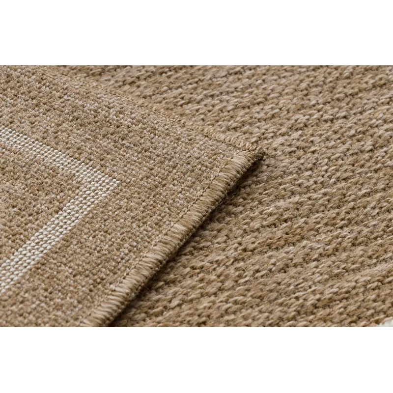 Covor din sisal cu textură, ideal pentru dormitor