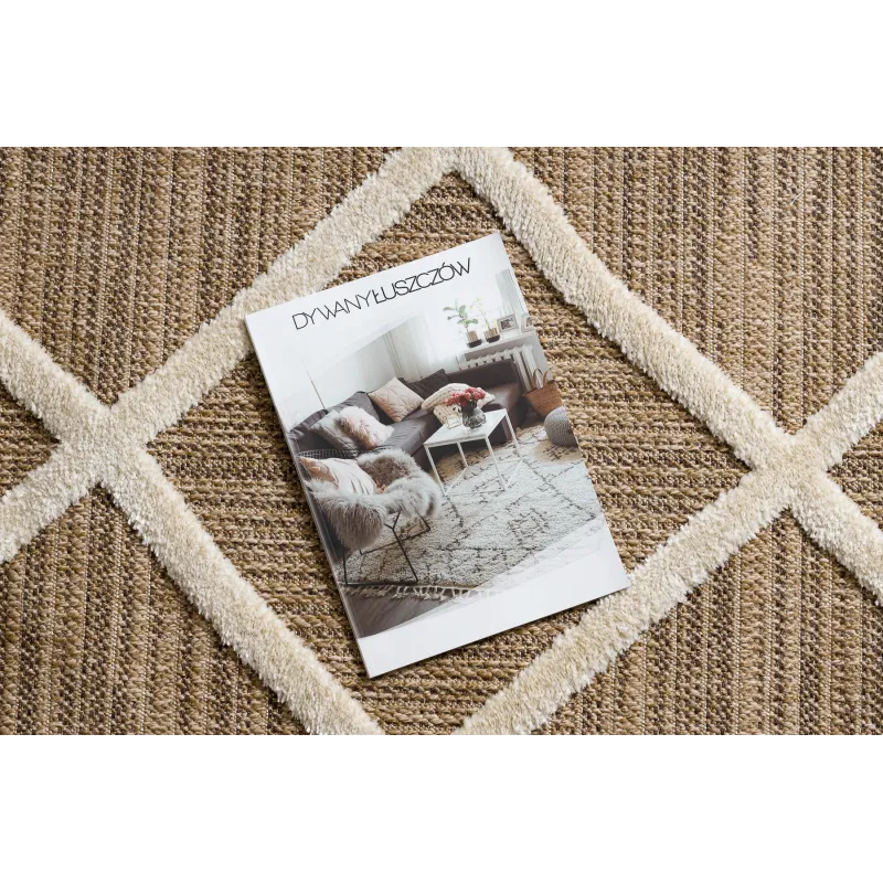 Covor modern cu carouri bej, din sisal