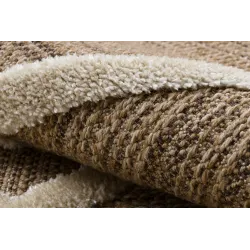 Covor elegant cu modele bej și crem, din sisal