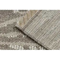 Covor din sisal moale cu textură naturală, ideal pentru dormitoare