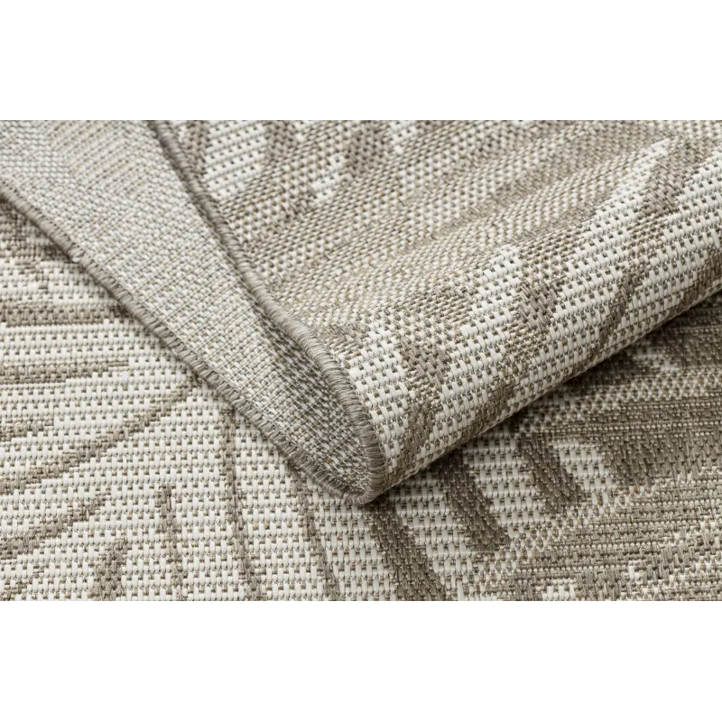 Covor din sisal, perfect pentru utilizare în aer liber, rezistent la intemperii