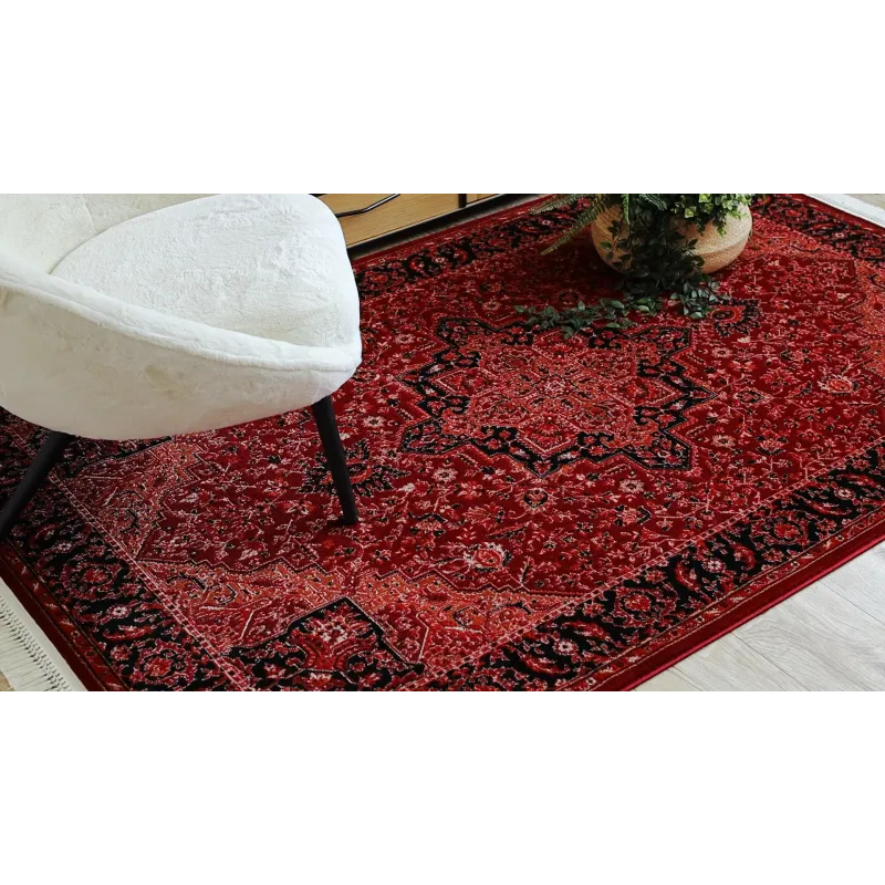 Covor ORIENT Y307 în bordou și negru cu motive clasice