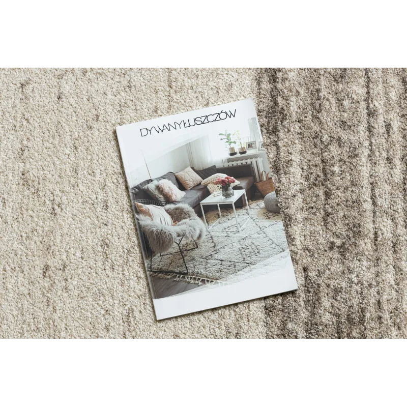 Covor modern crem și bej, decor elegant pentru interiorul casei