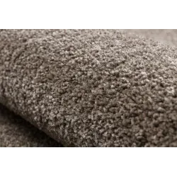 Covor ETON PLUS mocca ideal pentru dormitoare sau camere pentru copii