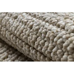 Covor modern bej, ideal pentru orice stil de decorare interioară