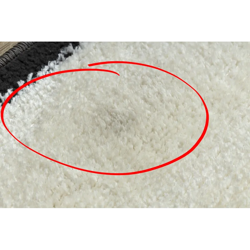 Covor cu textură netedă, ideal pentru interioare moderne