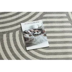 Covor cu dungi, ideal pentru living sau dormitor