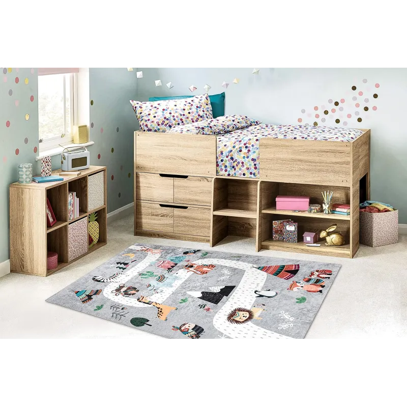 Covor BAMBINO 2160, cu motive de animale, ideal pentru copii