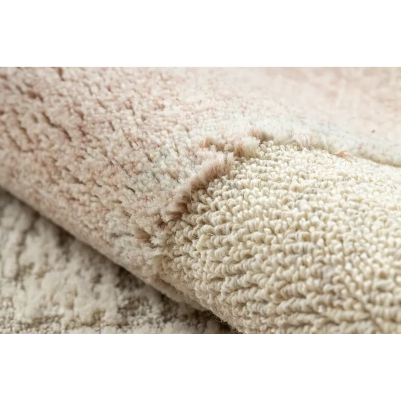 Covor FLUX confortabil pentru decorarea spațiilor în stil loft