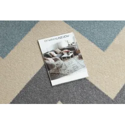 Covor modern galben, accesoriu elegant pentru decorarea casei