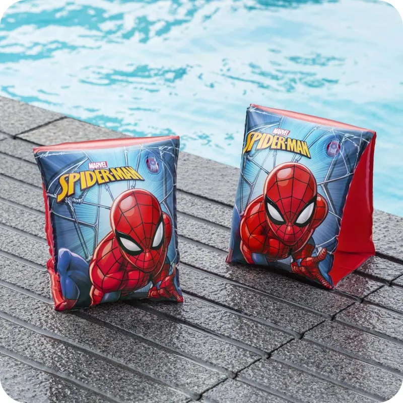 Aripioare Spiderman în stil de supererou, perfecte pentru piscină