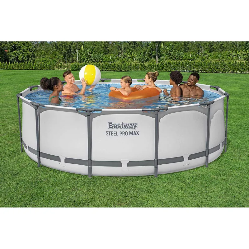 Piscină cu cadru albastru, ideală pentru activități de vară în aer liber
