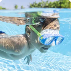 Mască de înot albastră Bestway 22011, perfectă pentru distracția la piscină și pe plajă