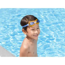 Ochelari de înot albastri, ideali pentru distracția la piscină sau pe plajă