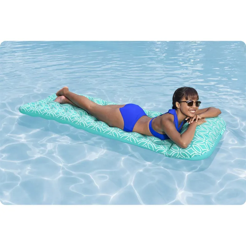 Saltea gonflabil albastră, perfectă pentru distracție de vară la piscină