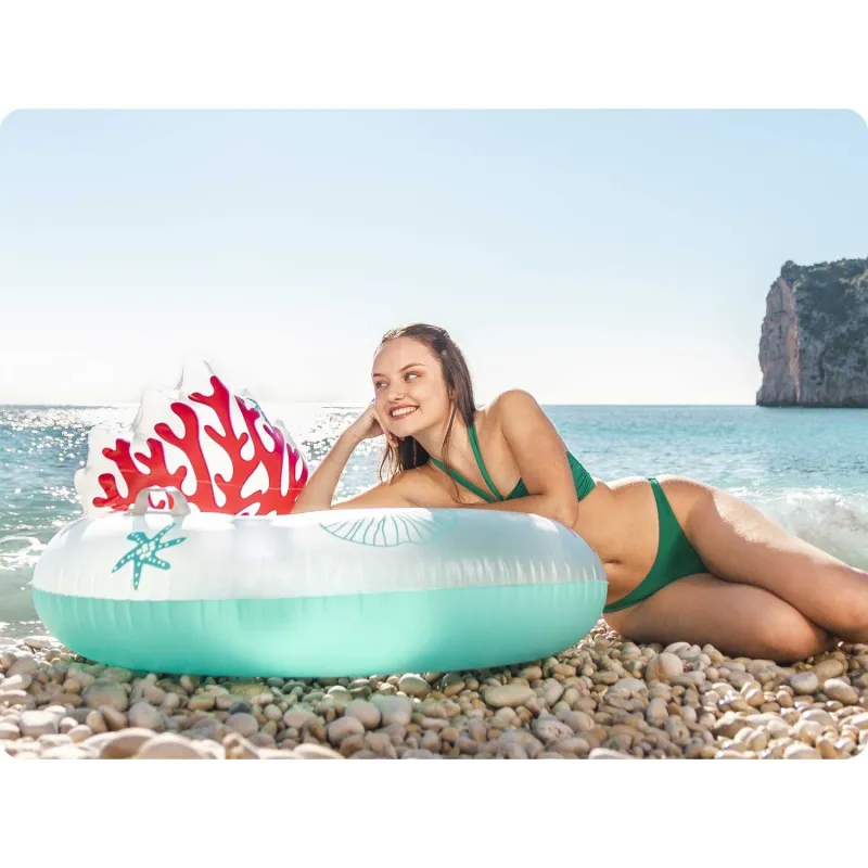 Colac de înot colorat, perfect pentru distracția de vară în piscină
