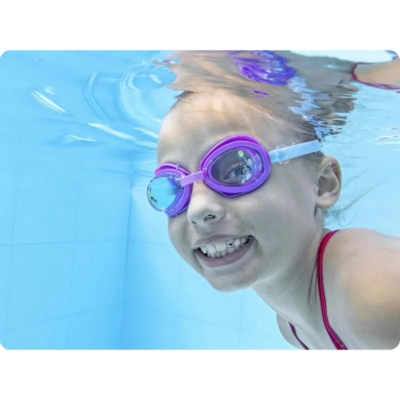 Ochelari de înot colorați pentru copii, ideali pentru distracția de vară la piscină
