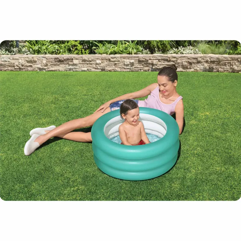 Fabricat din material durabil, ideal pentru copii