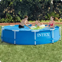Piscină cu cadru ideală pentru joaca copiilor