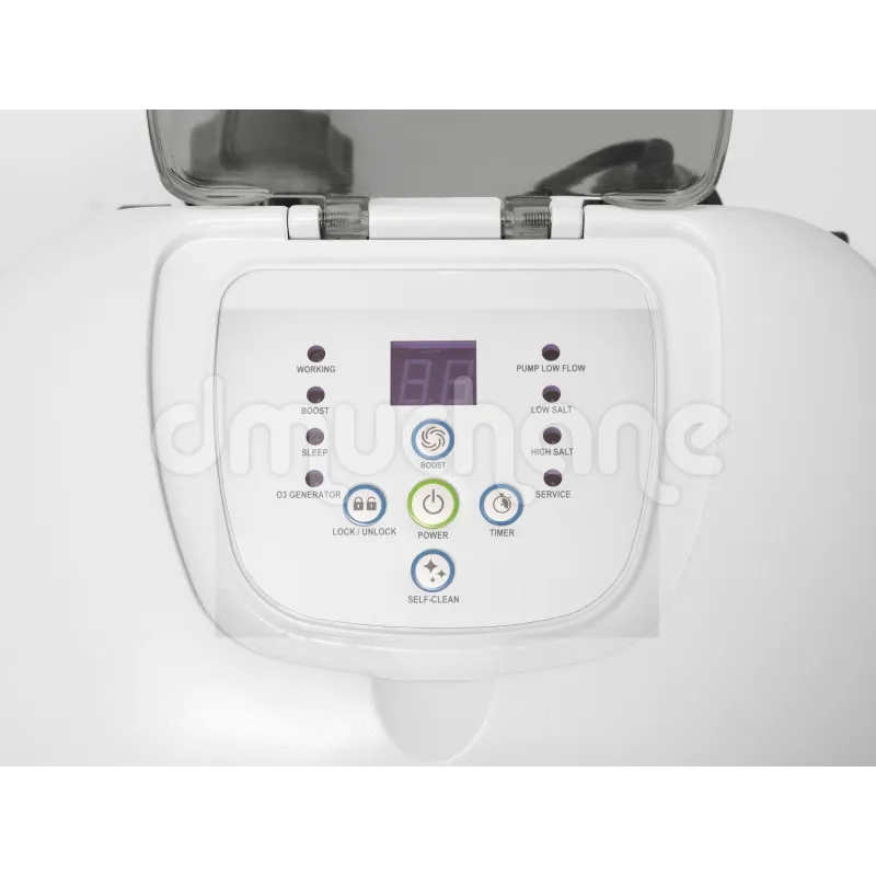 Generator de clor și ozon INTEX 26666, ideal pentru menținerea curățeniei apei din piscină