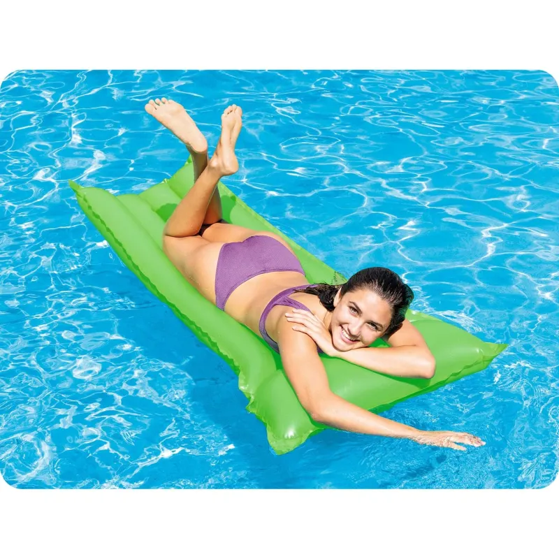 Saltea de înot verde, perfectă pentru relaxare în grădină sau pe plajă