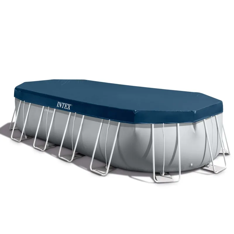Piscină cu cadru rezistent, oferind siguranță și durabilitate
