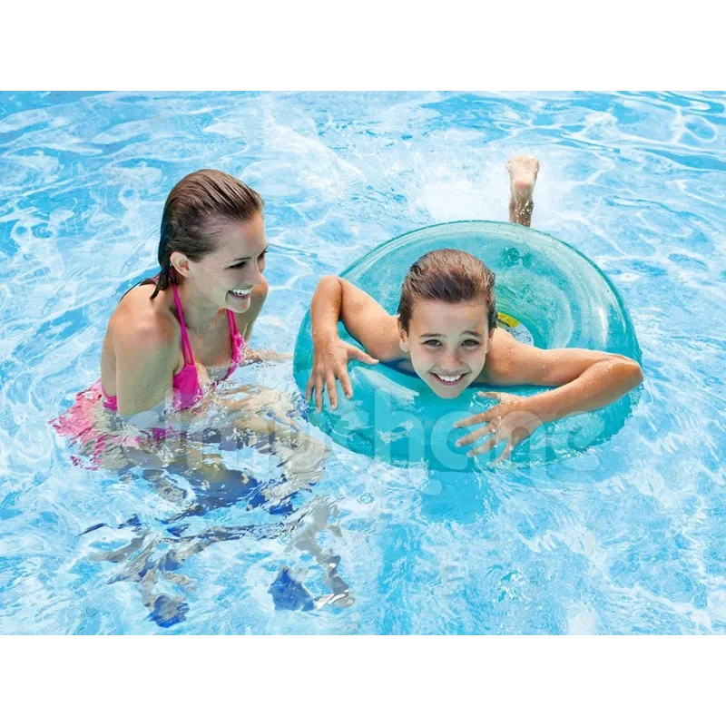 Colac perfect pentru distracție în grădină sau la piscină